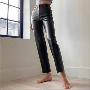NWT Aritzia Melina Pants